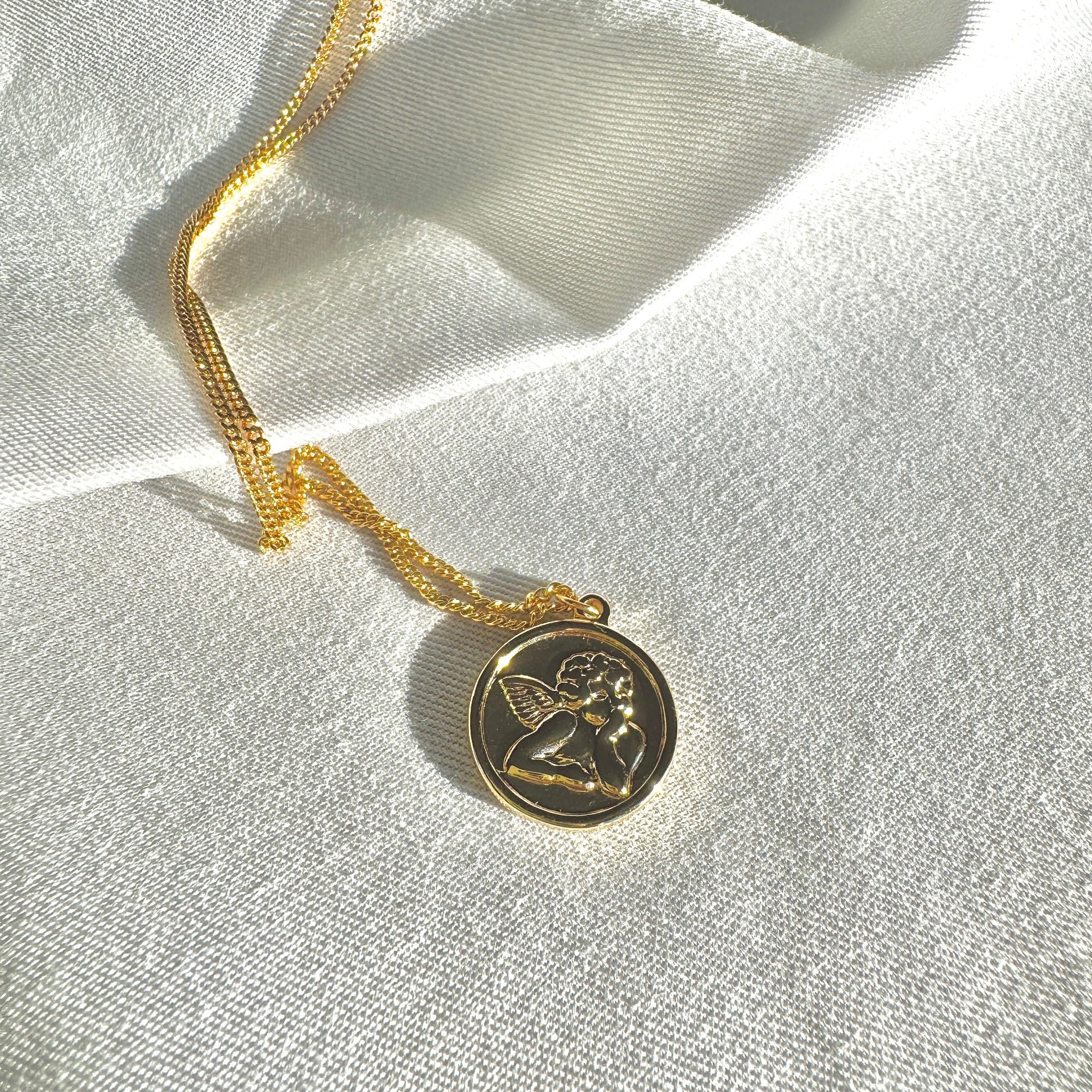 Dina necklace